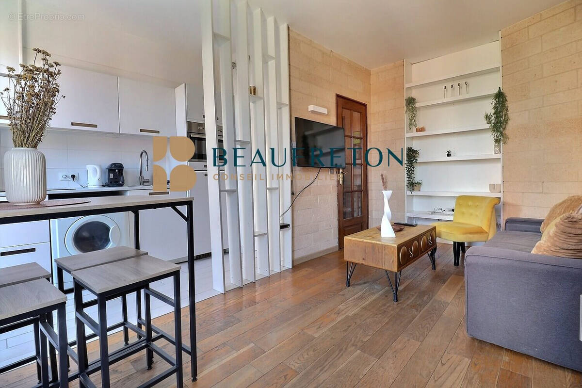 Appartement à FONTENAY-SOUS-BOIS