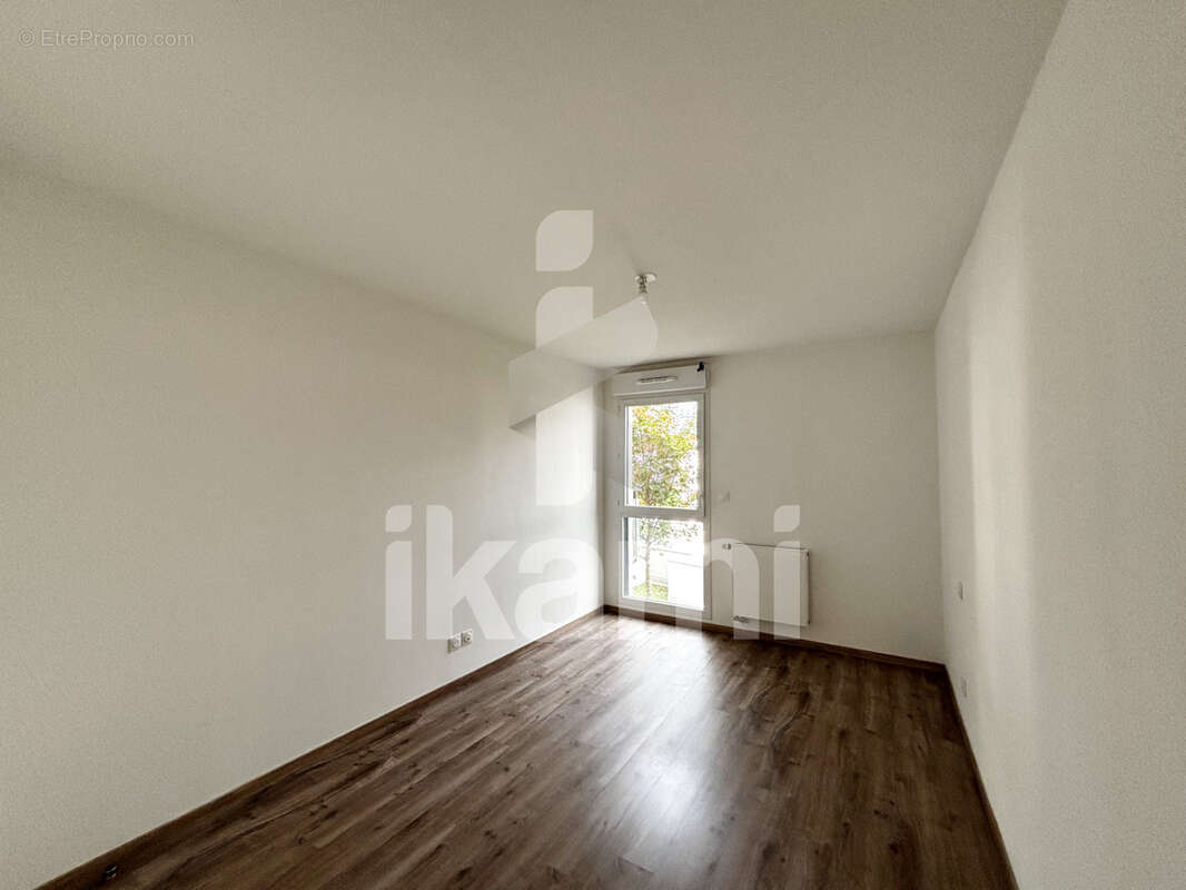 Appartement à PIERRE-BENITE