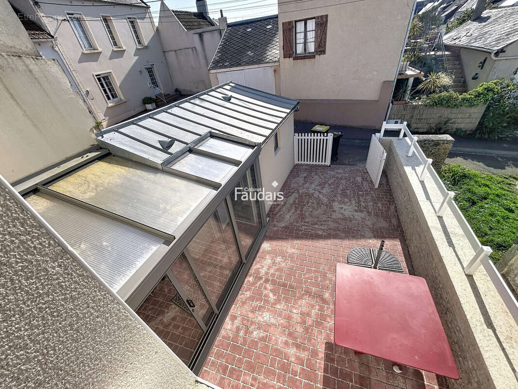 Maison 51 m² à Grandcamp-Maisy  - photo 9