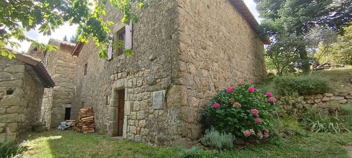 Maison à LE CHEYLARD