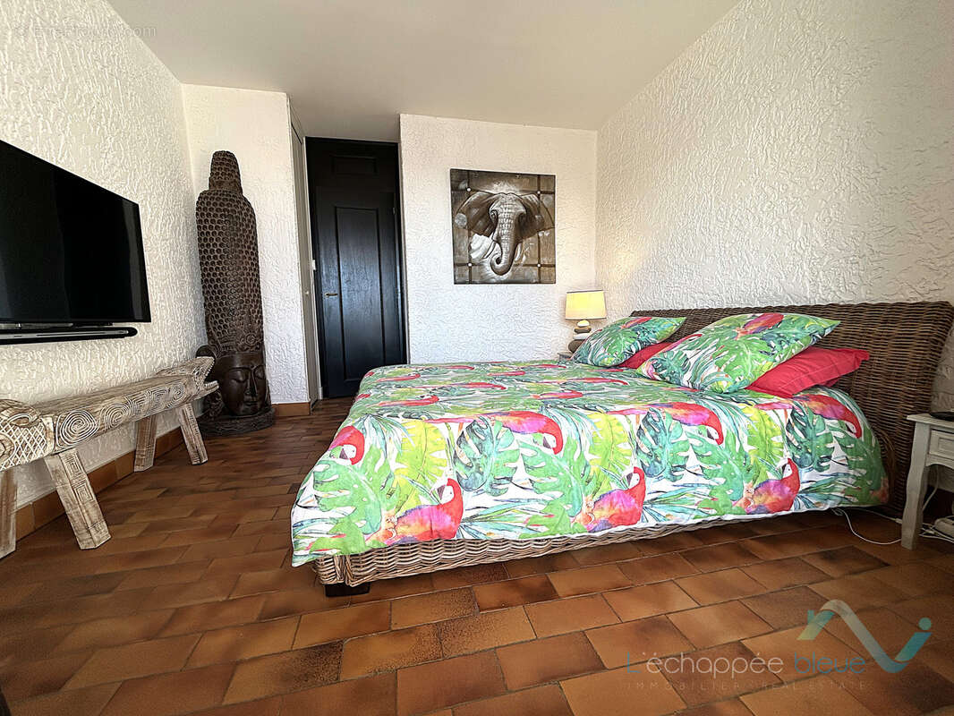 Appartement à COGOLIN