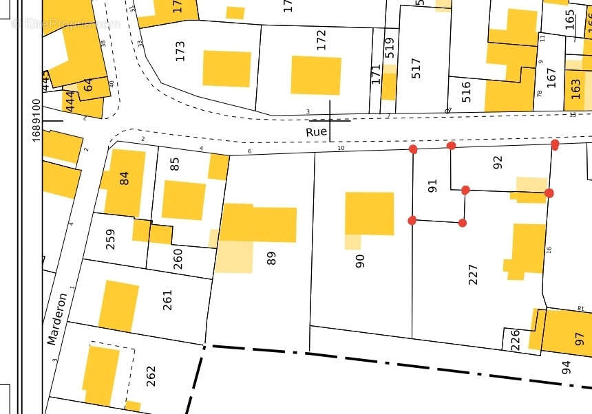 Terrain à COUTEVROULT