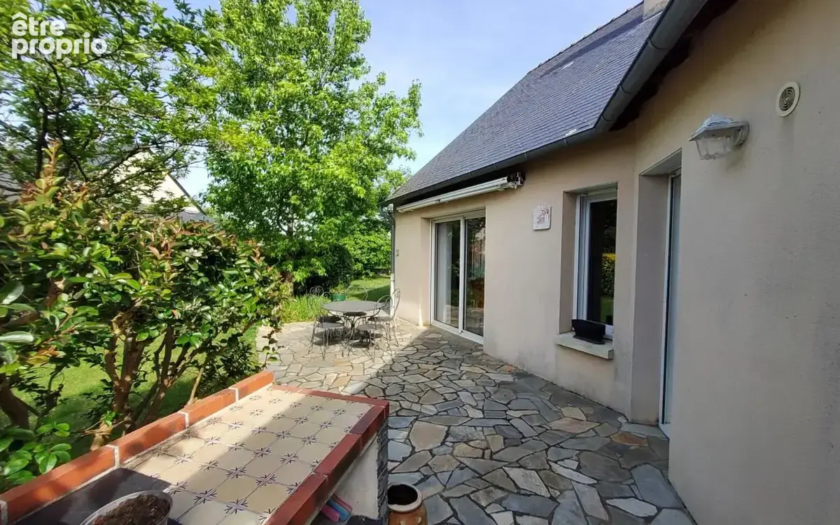 Maison 3 chbres - chemille - vie plain pied possible - photo 2