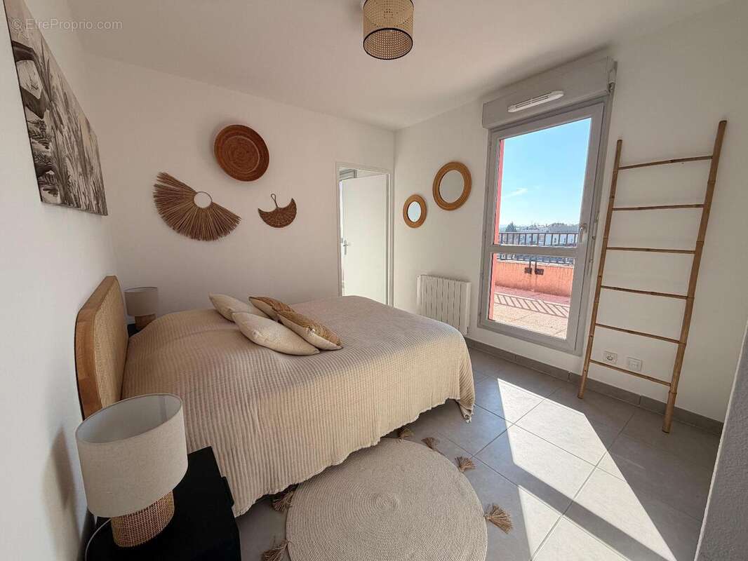   - Appartement à VILLEFRANCHE-SUR-SAONE