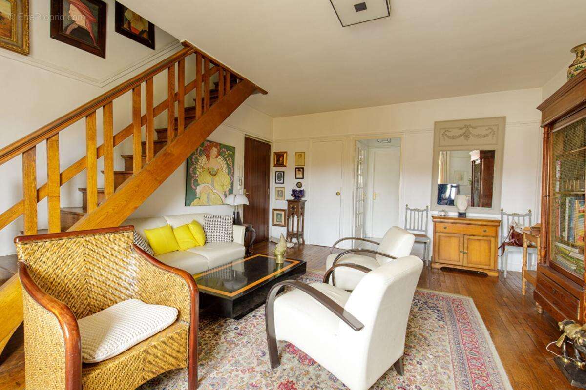 Appartement à MANTES-LA-JOLIE