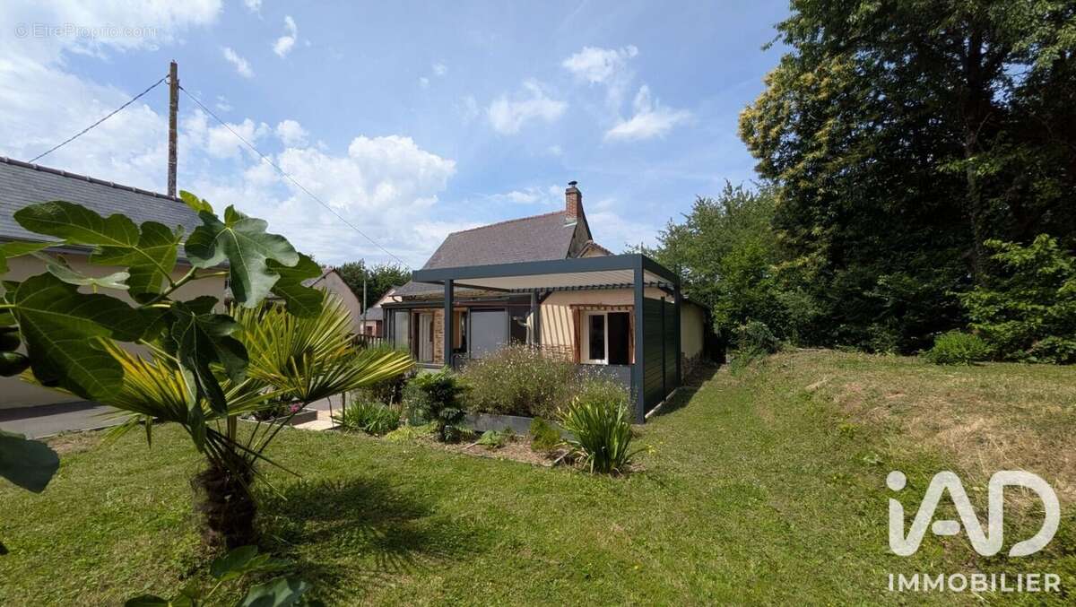 Photo 2 - Maison à SAINT-ERBLON