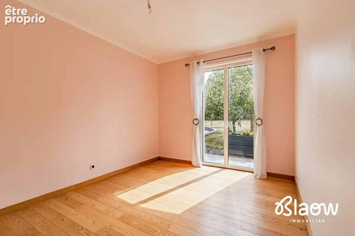 Maison 8 pièces 205 m² à vendre à Genilac (42800) - photo 9