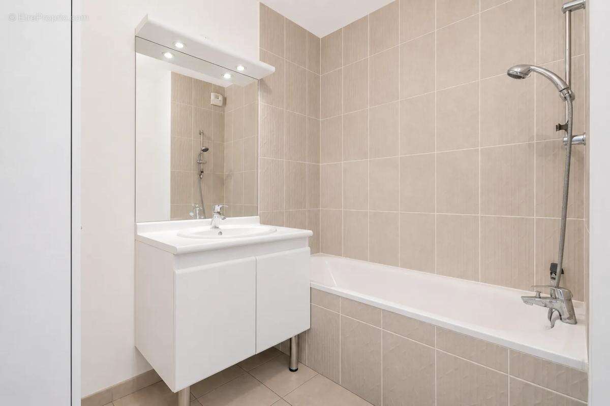 Drancy – 3 pièces 63,99 m², lumineux en rés. récente - photo 9