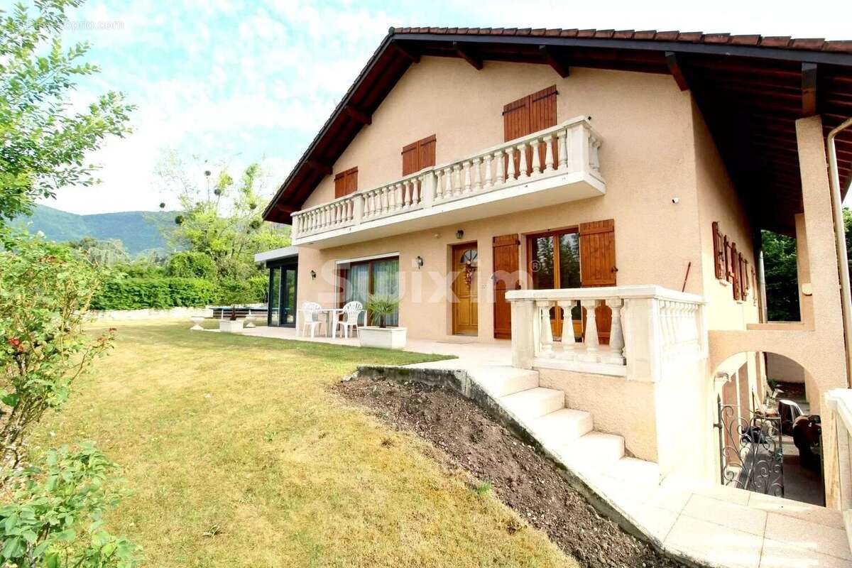 Maison à ARCHAMPS