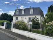 Maison à MONTLOUIS-SUR-LOIRE