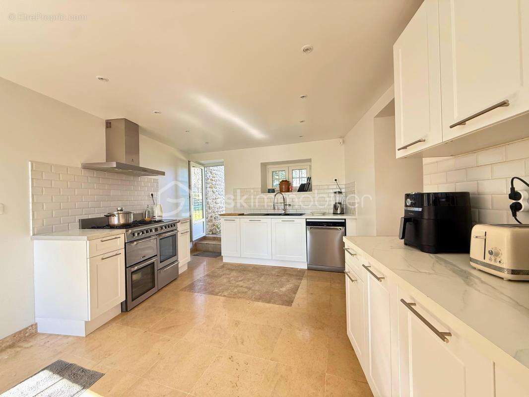 Maison à FONTAINEBLEAU