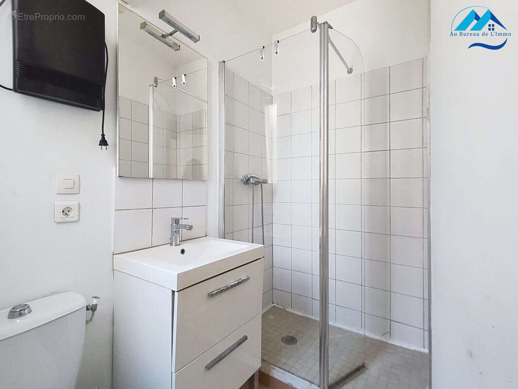 Appartement 27 m² à Marseille-5e  - photo 4