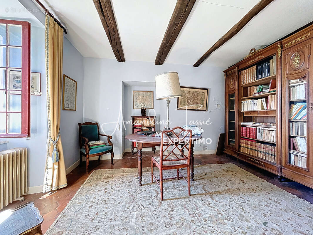 Maison à MONTJAUX