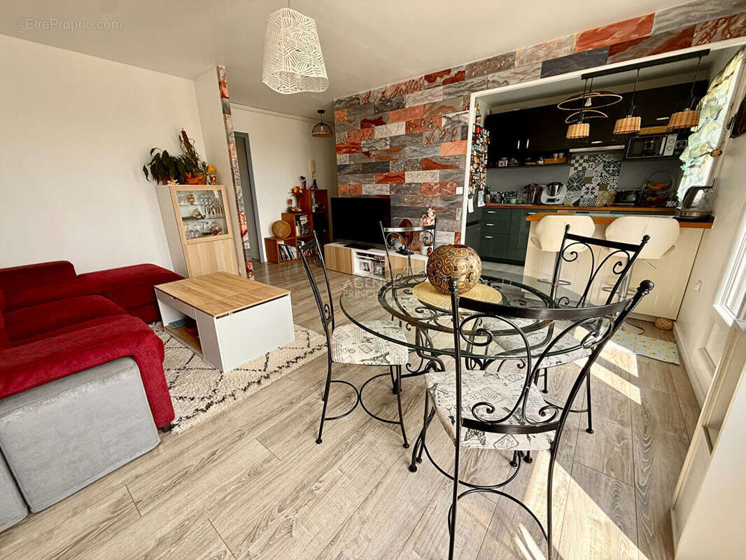 Appartement à CARRIERES-SOUS-POISSY