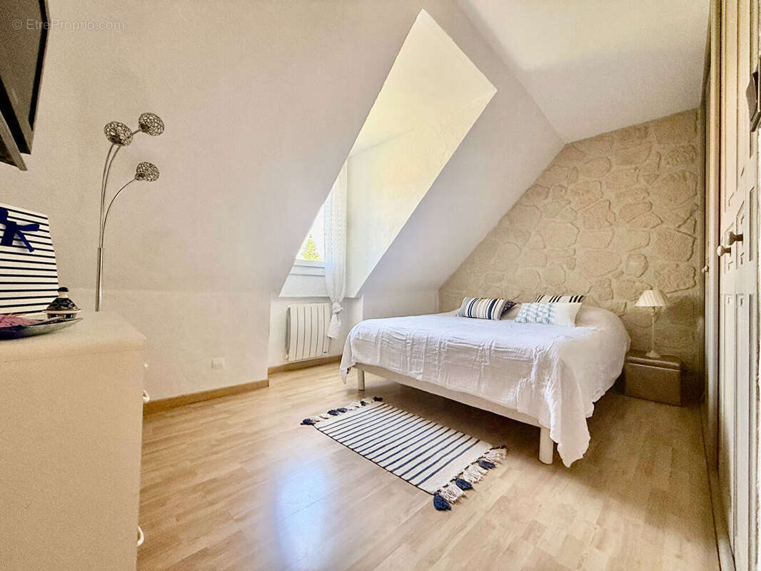 Maison à CONFLANS-SAINTE-HONORINE