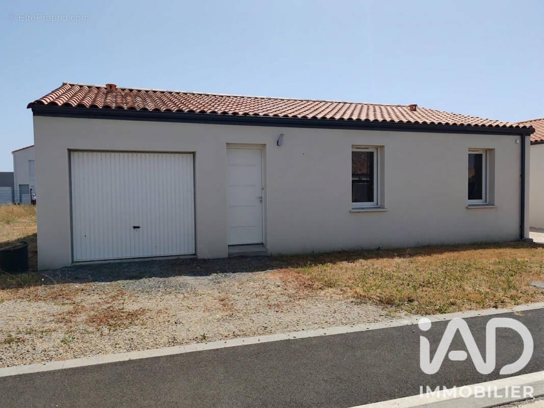 Photo 1 - Maison à BEAUVOIR-SUR-MER
