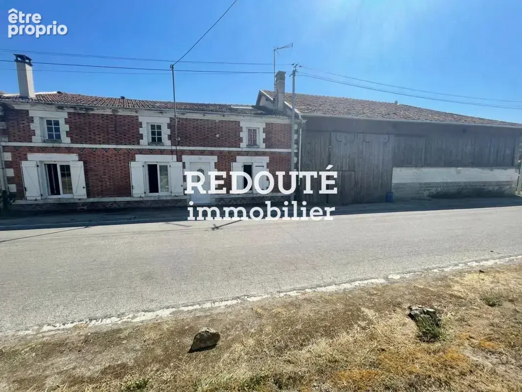 Suippes - à vendre - maison à rénover avec grange et terrain - photo 1