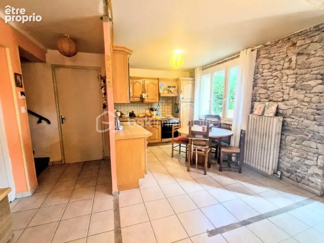 Maison à QUINTENAS
