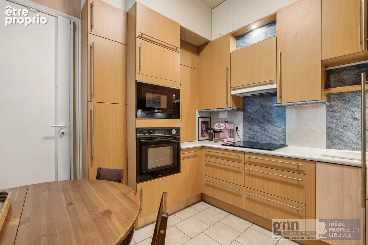 Appartement de reception triangle d'or - photo 10