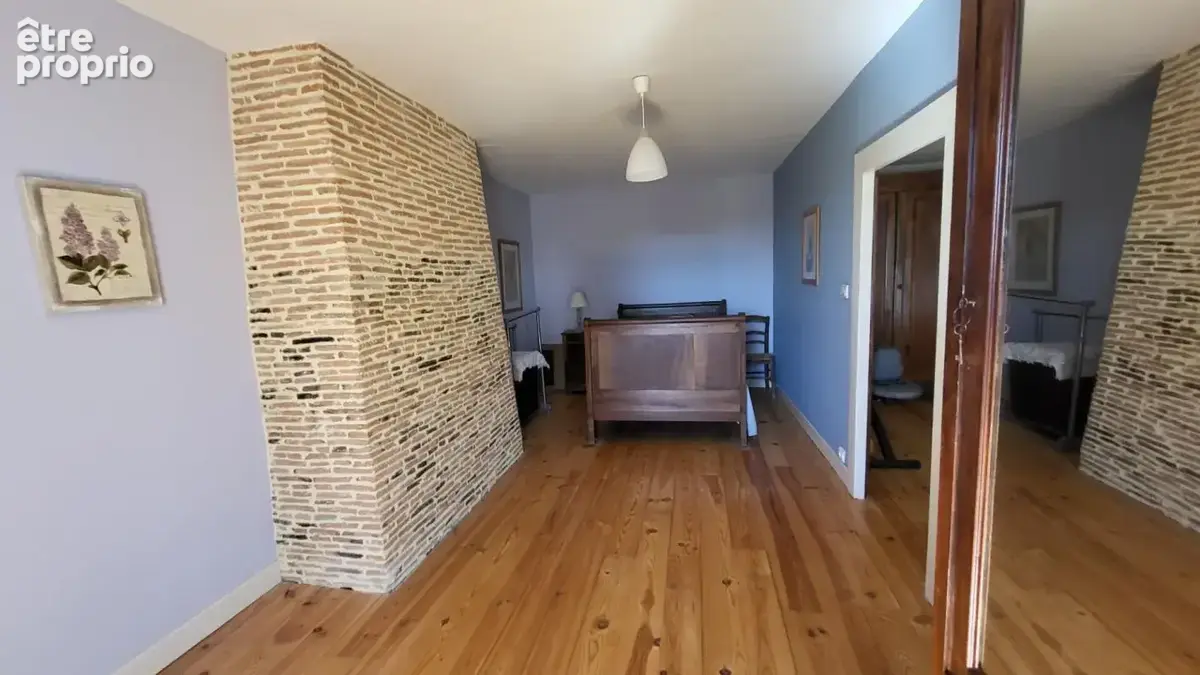 24610 Maison  en pierres dans un hameau .8 pièces . parcelle de 584 m² plus terrain de 1939 m2 - photo 15
