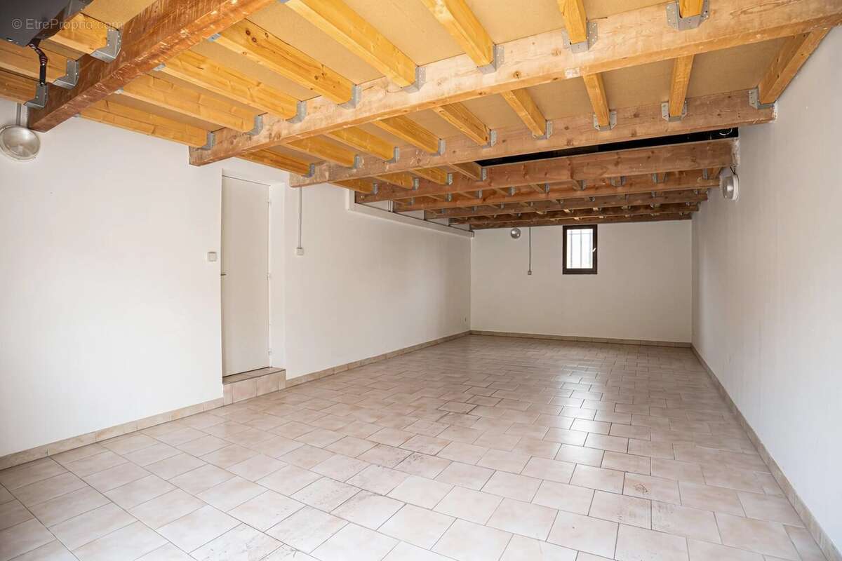 Maison à BORMES-LES-MIMOSAS