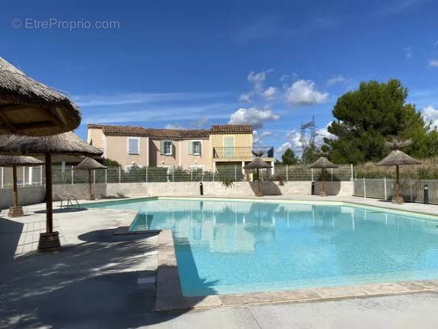 Appartement à CABRIES