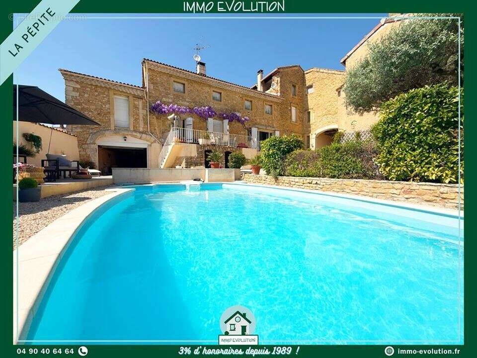 Maison à MORNAS