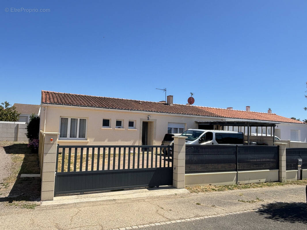 Maison à SAINT-MATHURIN