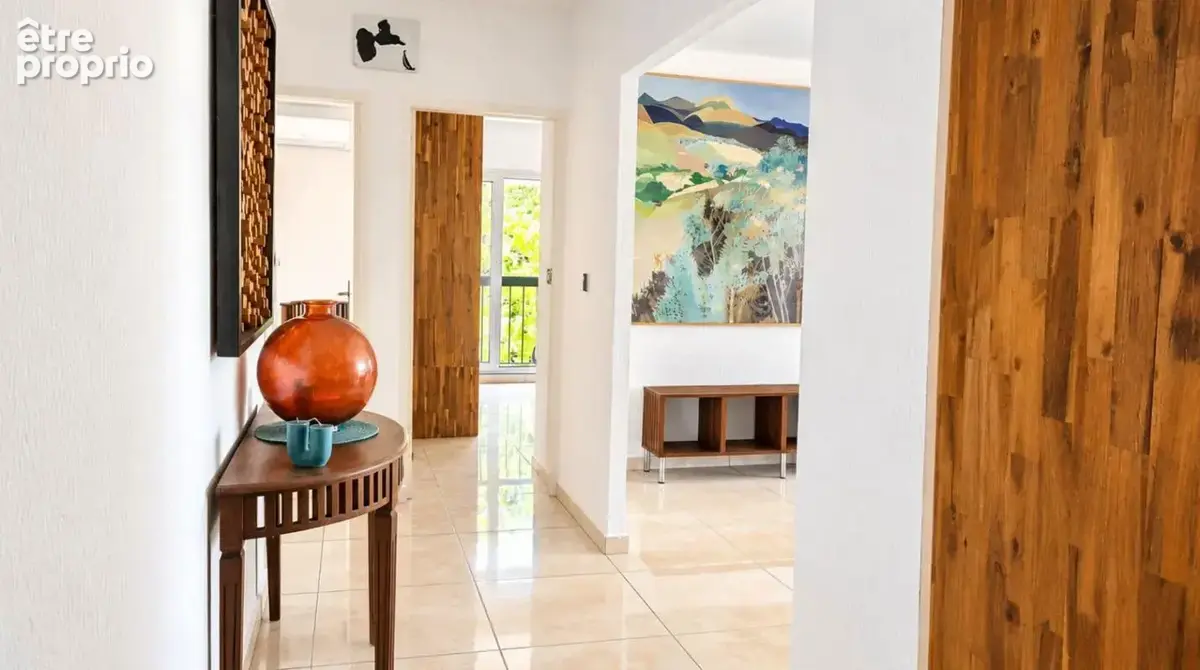 A VENDRE : T3 Rénové au Gosier (97190) - photo 2