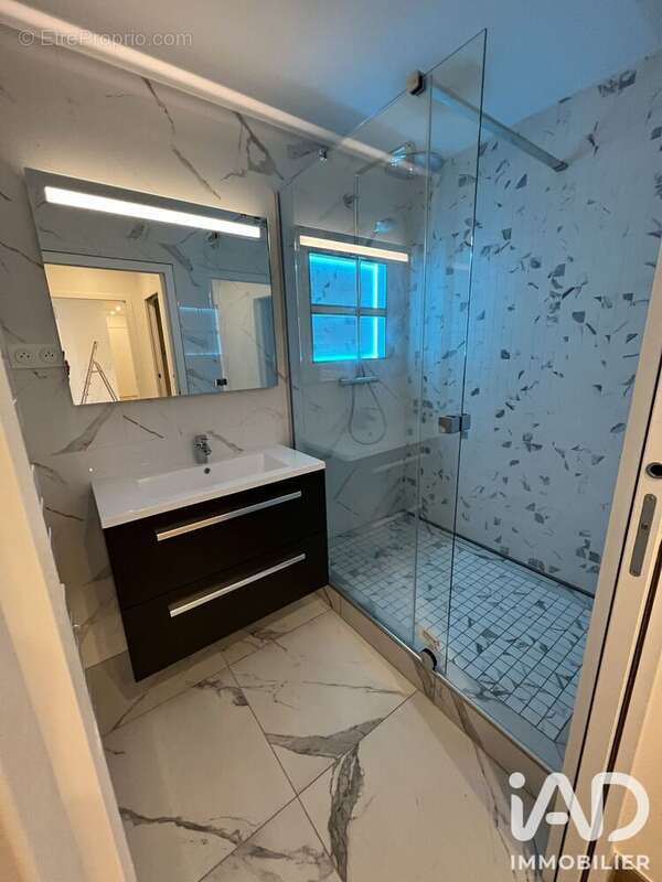Photo 3 - Appartement à AUBERVILLIERS