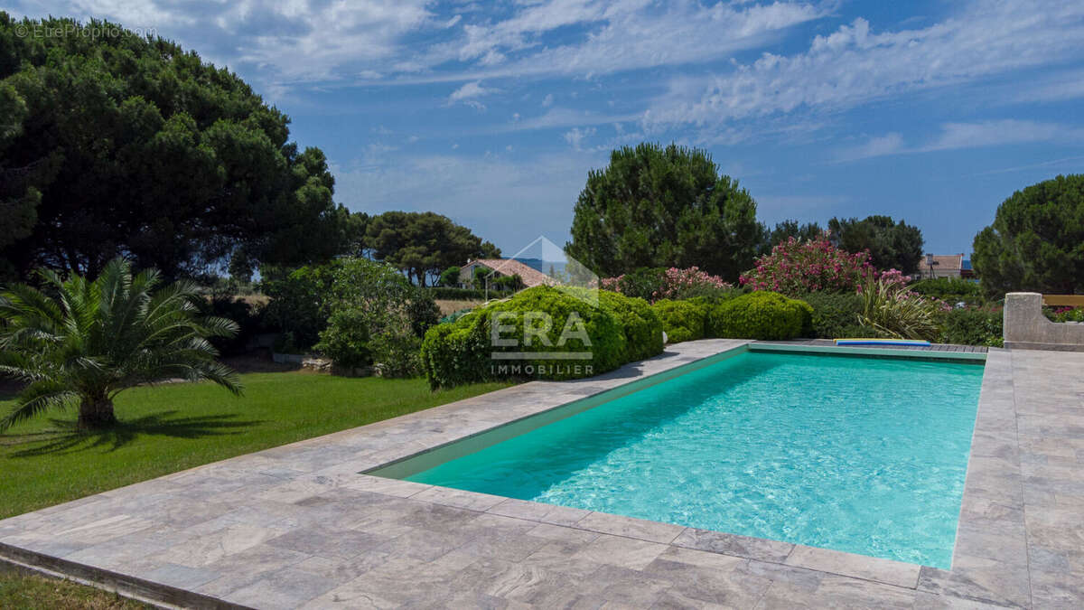 Belle maison vue mer, avec piscine, à quelques pas de la plage - photo 3