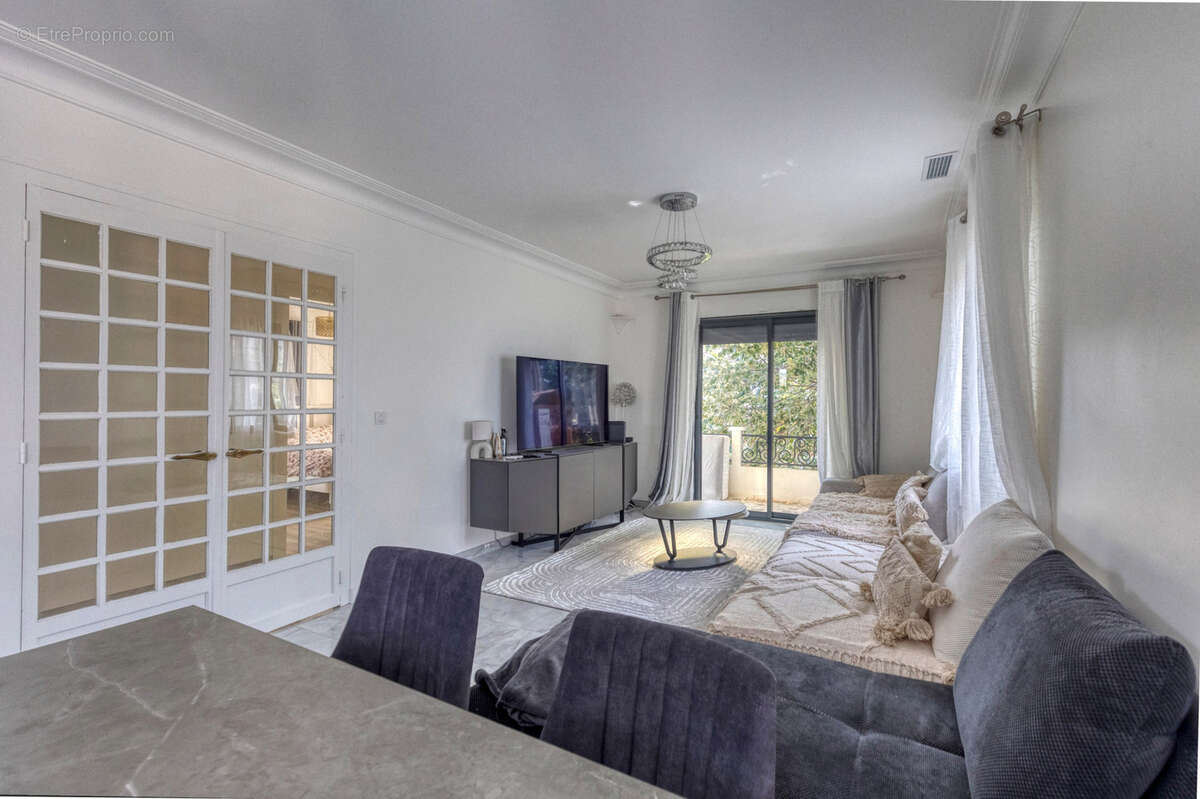 Maison à LE PONT-DE-CLAIX