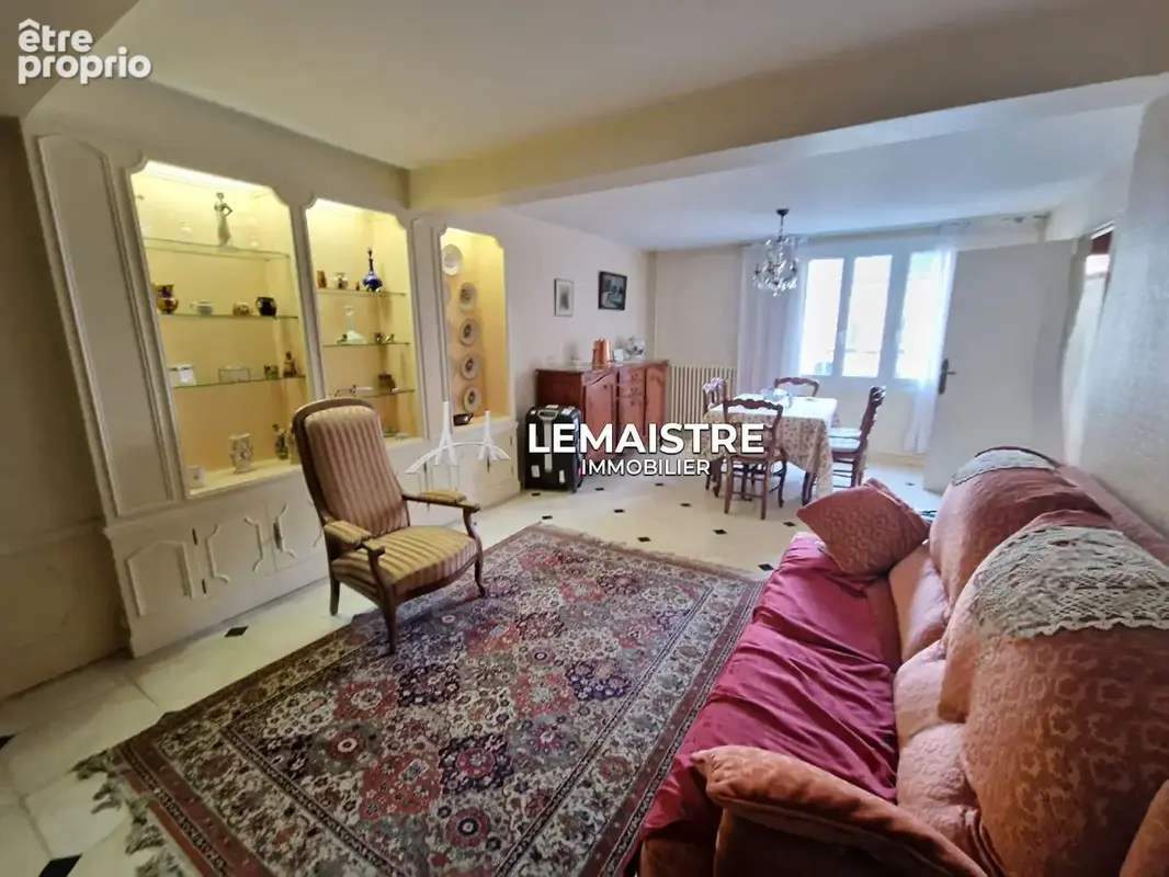 Maison à vendre - Lillebonne - 124 m² - 3 chambres - Garage - Jardin - Terrasse - Atelier - photo 4
