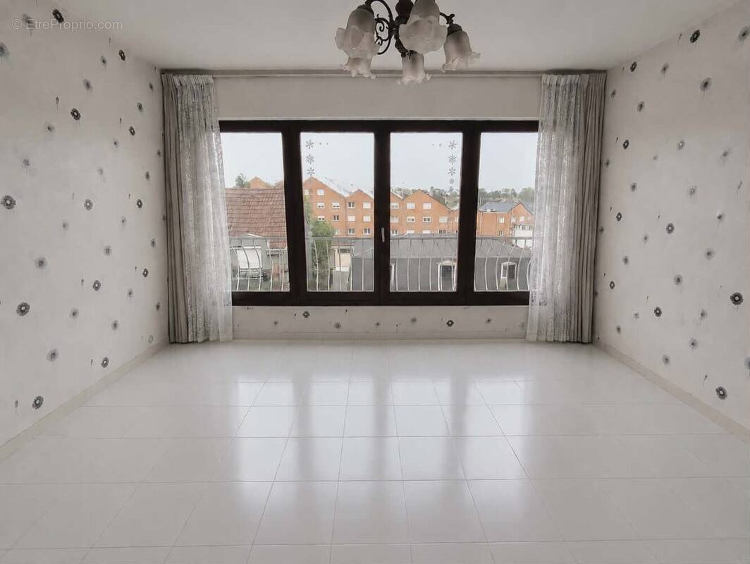 Appartement à HENIN-BEAUMONT