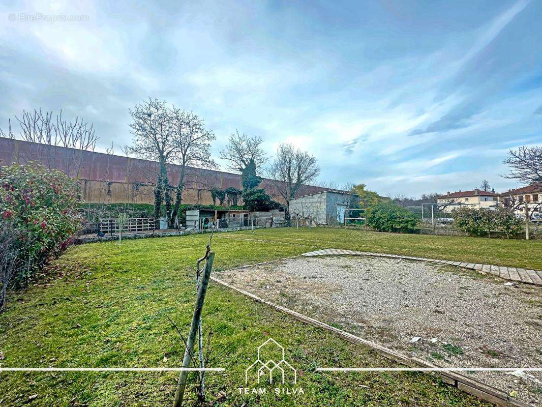 Maison à ROUSSILLON