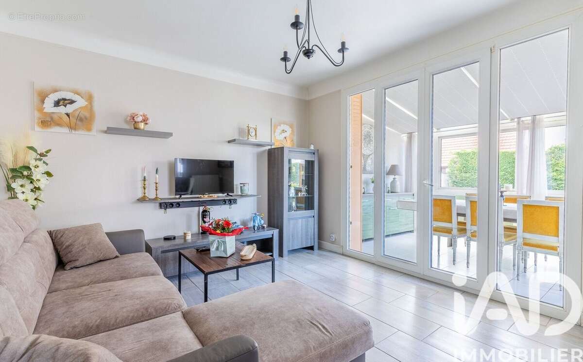 Photo 2 - Maison à SAVIGNY-SUR-ORGE