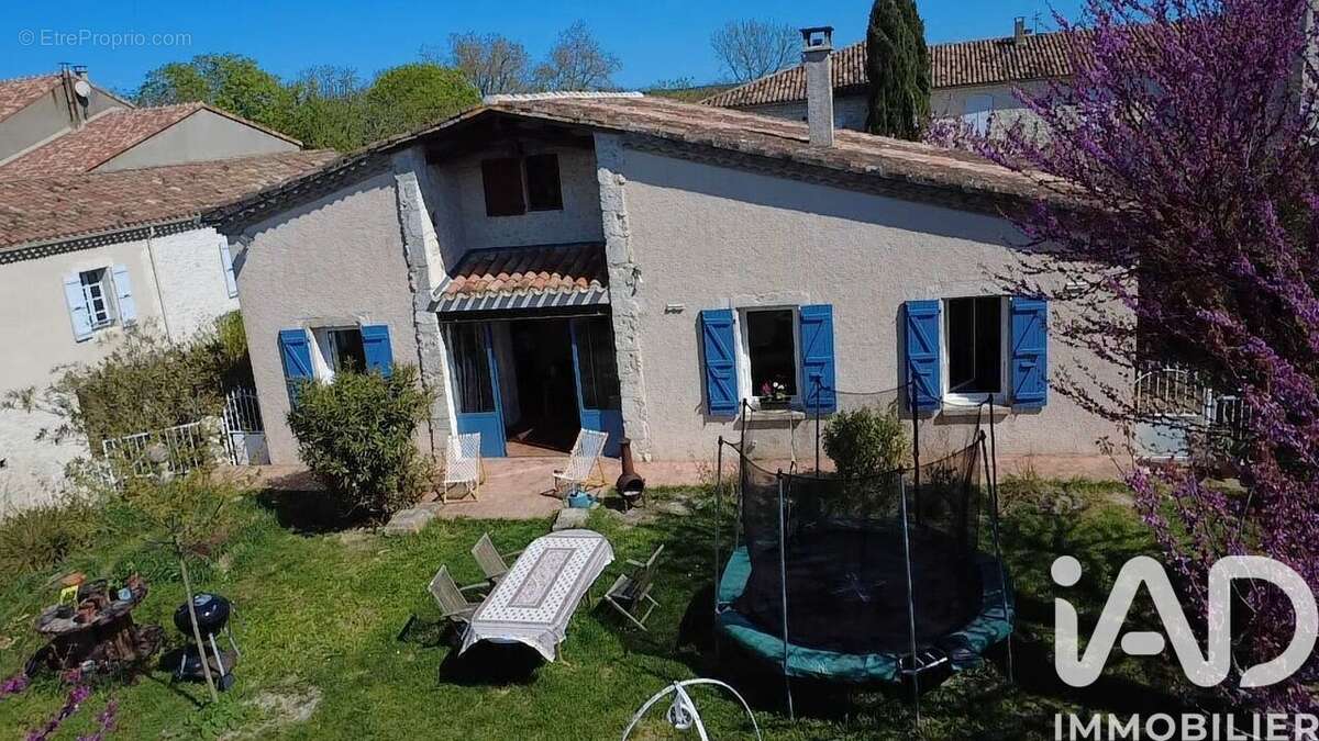 Maison 129 m² à Saint-Clar  - photo 3