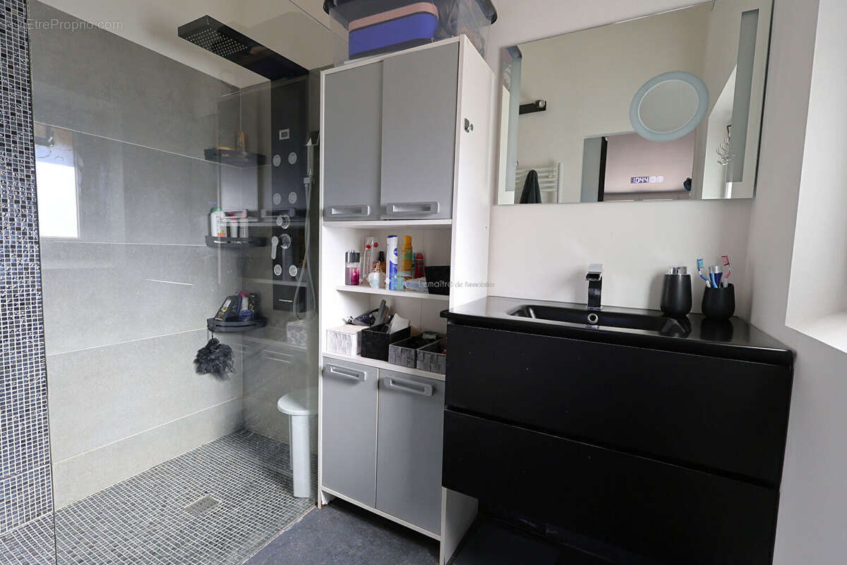 Maison Saint Cezaire Sur Siagne de 120 m² avec un terrain de 1606 m² avec piscine - photo 15