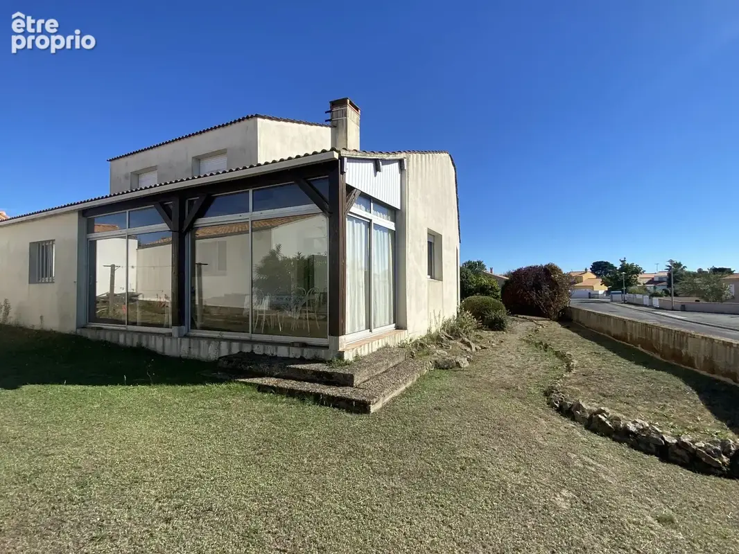 Maison 5 pièces 112 m² à vendre à Brem-Sur-Mer (85470) - photo 3