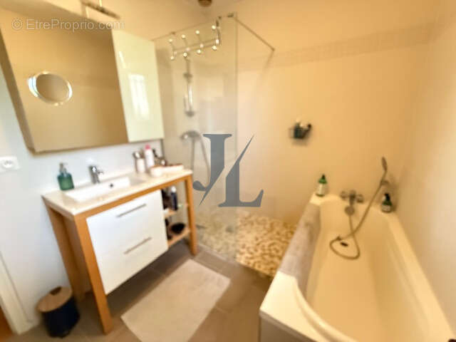 Maison à PORTES-LES-VALENCE