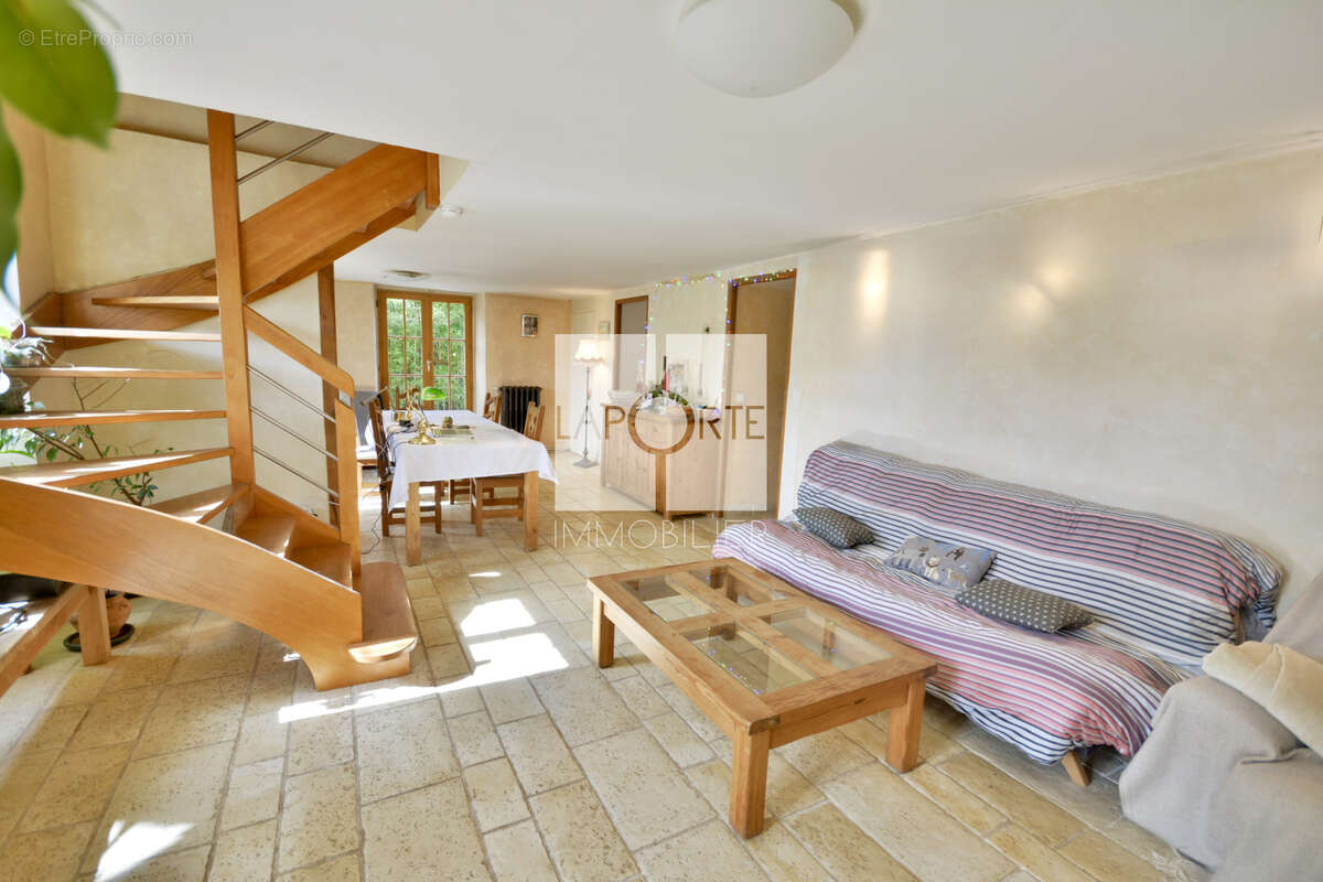 Maison à SAINT-JORIOZ