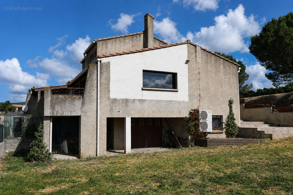 Maison familiale rénovée avec vue panoramique, terrasse et double garage   Serviès-en-Val - photo 14