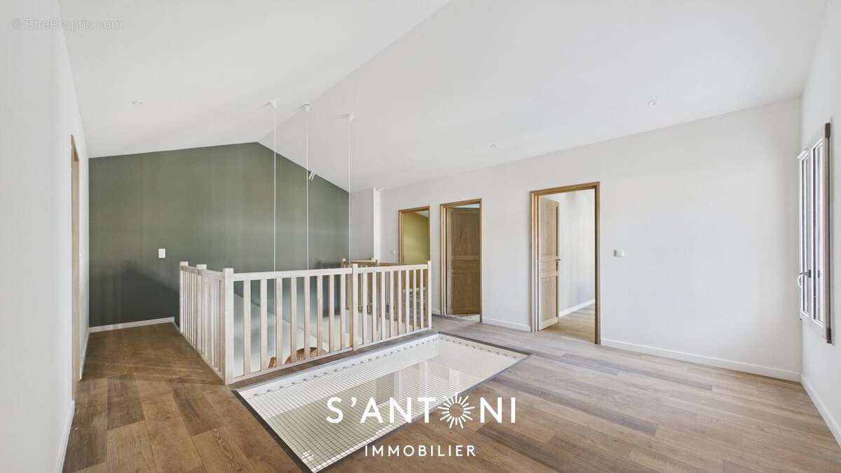 Maison à PUISSALICON