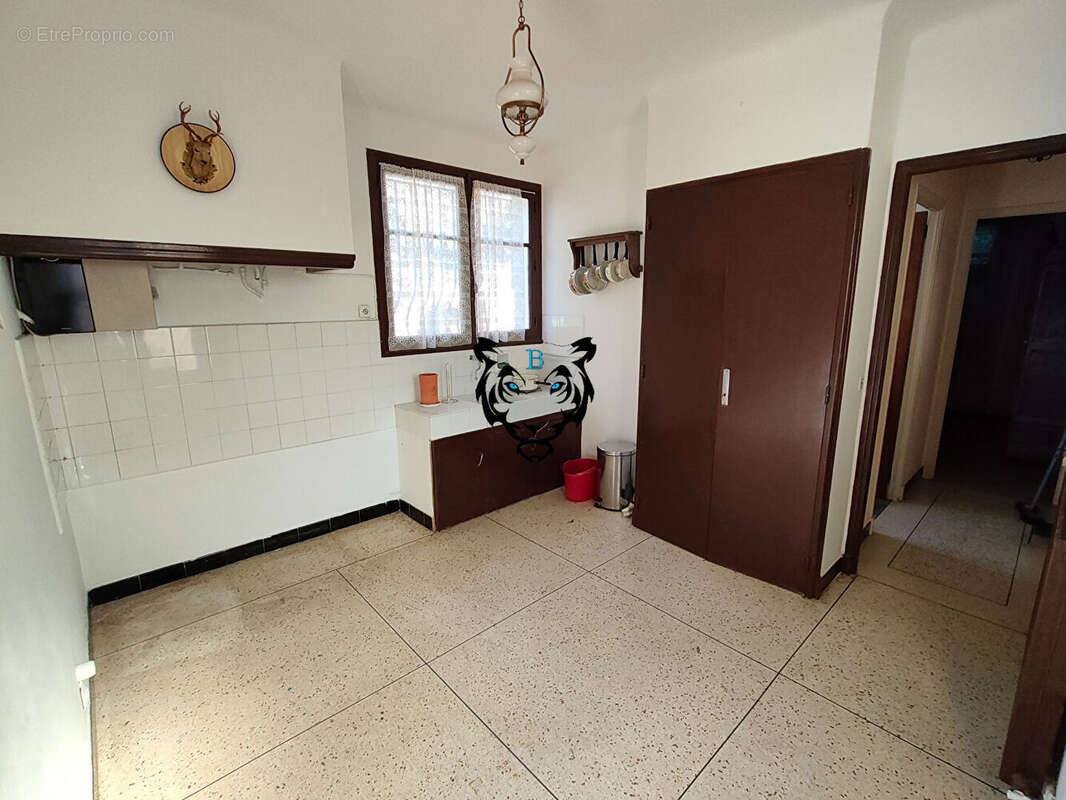 Maison à ROQUEBRUNE-SUR-ARGENS