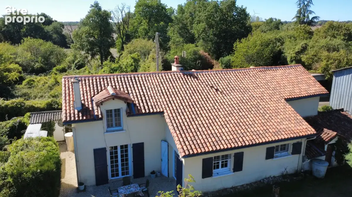 Maison Usson Du Poitou 8 pièce(s) 173 m2 - photo 3