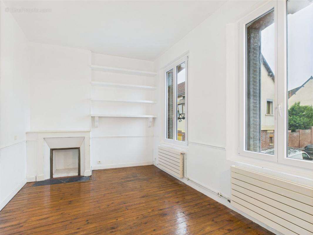 Maison à MONTDIDIER