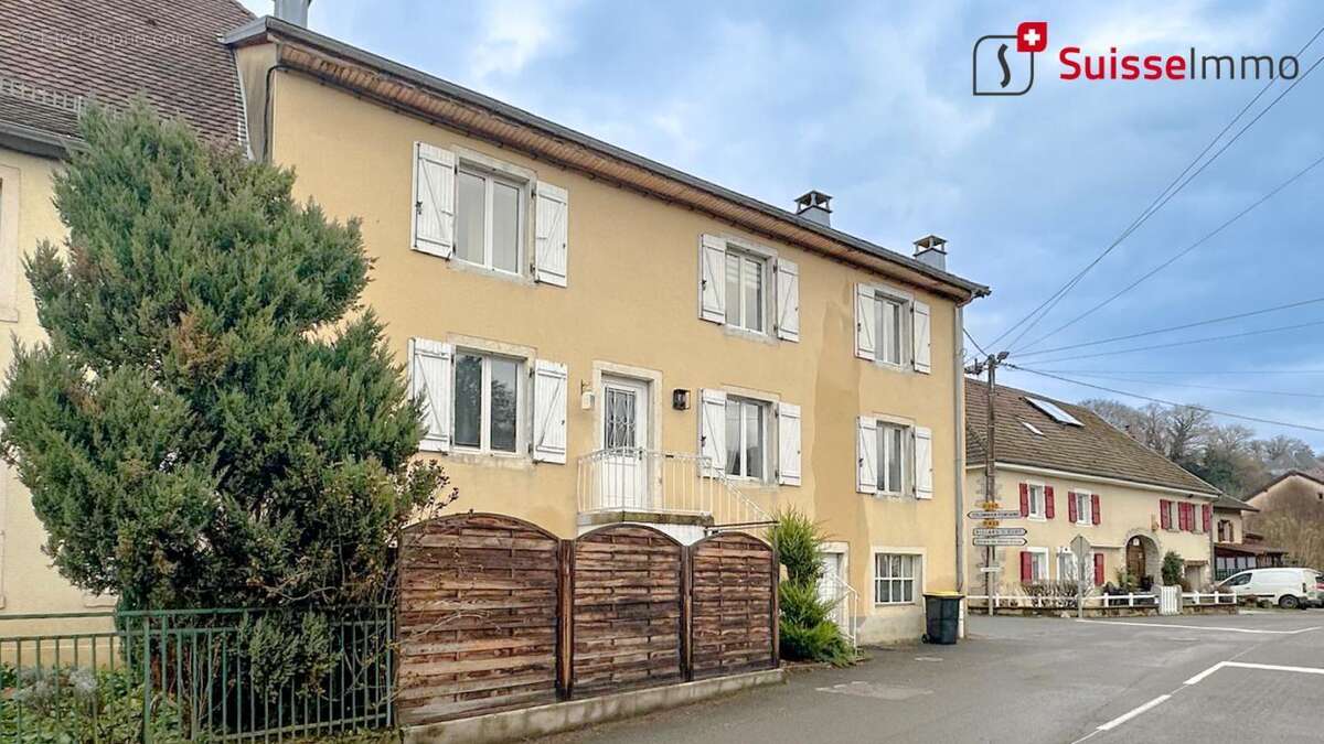 Maison à SAINT-MAURICE-COLOMBIER