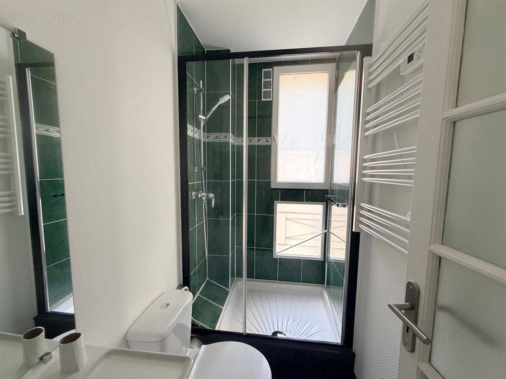 Appartement à AUBERVILLIERS
