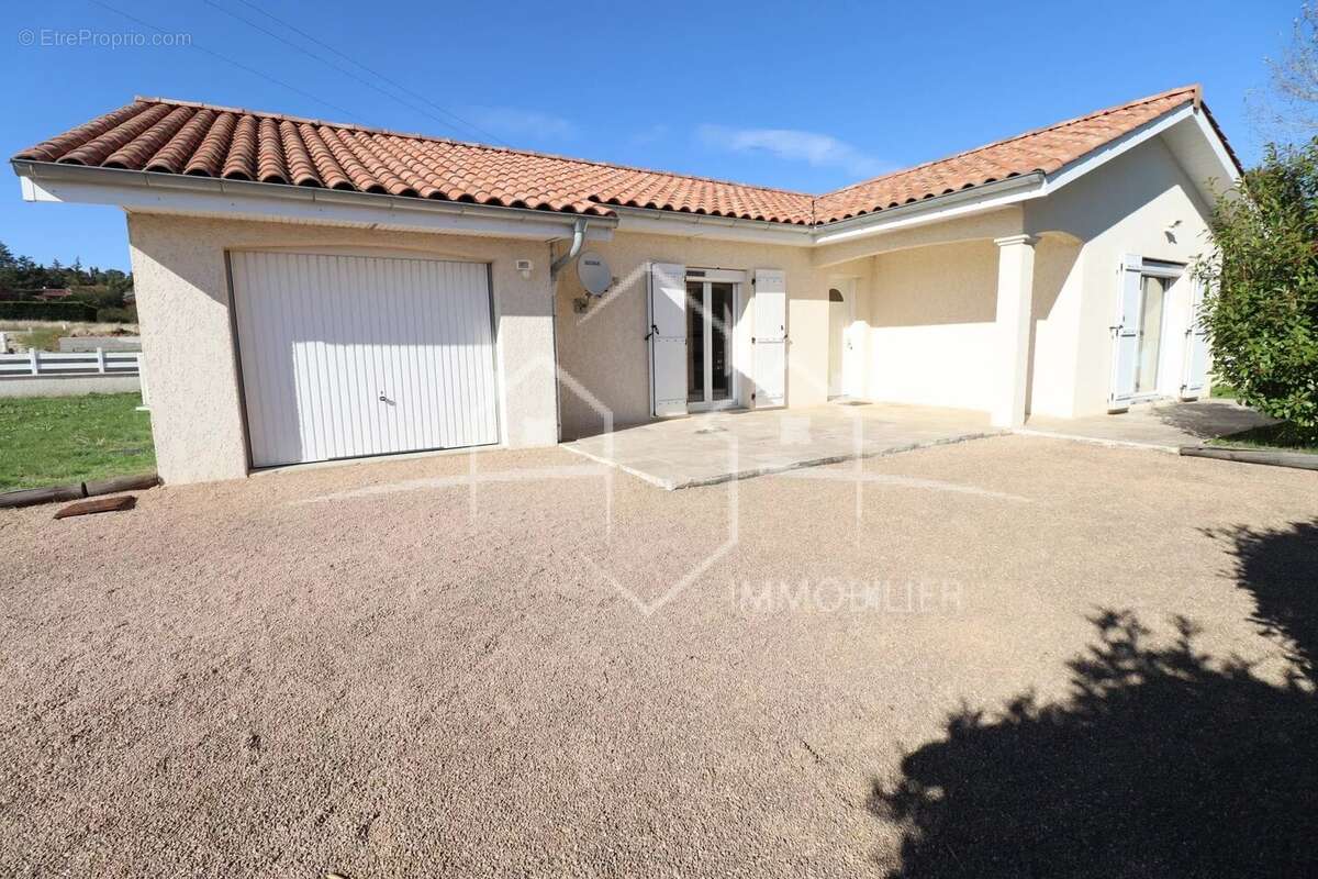 Maison à MOISSIEU-SUR-DOLON