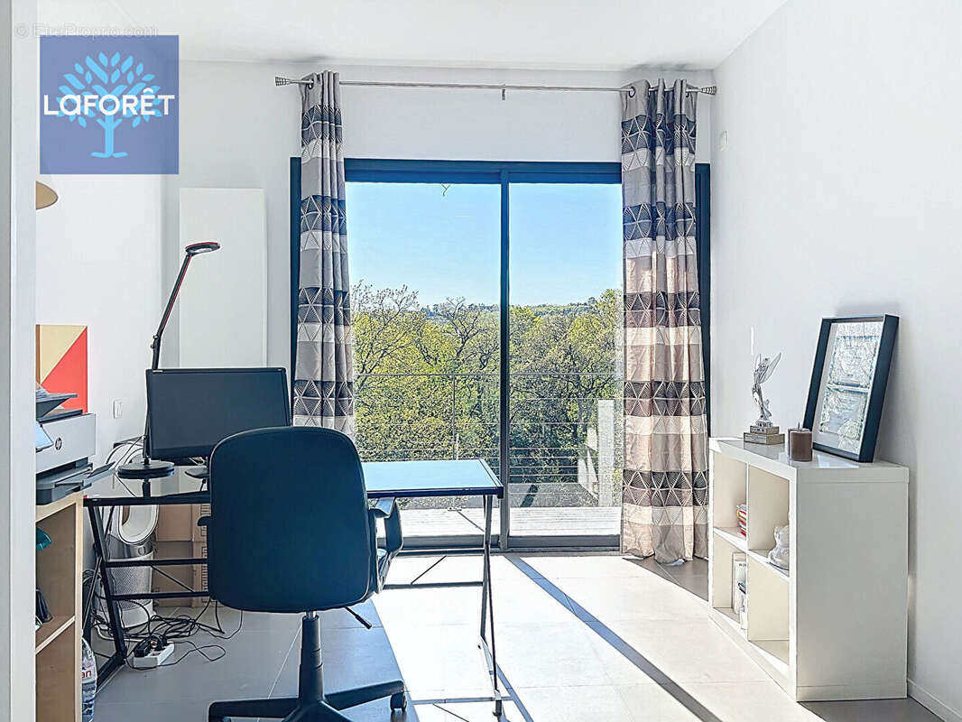 Maison à SAINT-GENIS-LAVAL